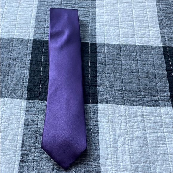 Croft & Barrow Rich Purple Men's Tie - Picture 1 of 5